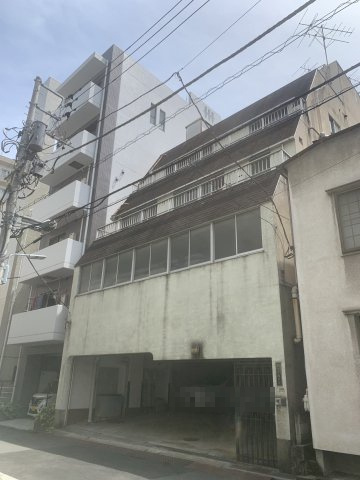 台東区柳橋１丁目の倉庫の外観