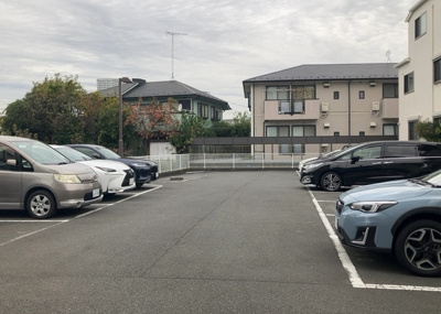 【駐輪場】 | タウンコート南町田 | マンションの駐輪場は、事前に空きがあるか確認を取ると安心です。せっかく入居したのに駐輪スペースがない！なんてことになったら大変ですよね。そこで、内見時や購入前にはまず事前に確認しておくと良いでしょう。
