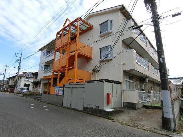 梅園マンションの外観