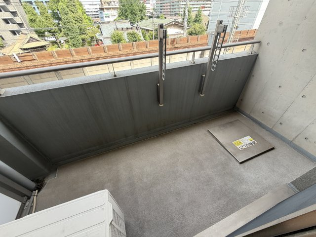 プロスペクト大森海岸のバルコニー