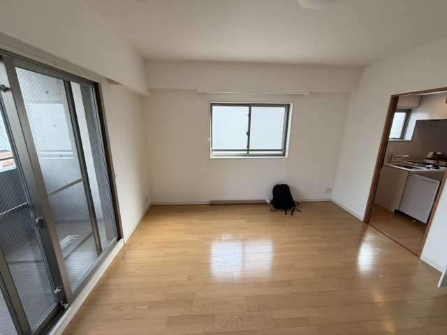 プロスペクト大森海岸の洋室
