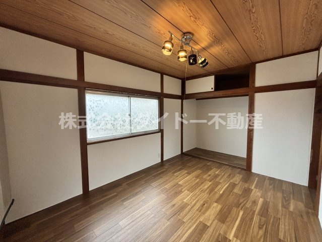 嘉穂郡桂川町大字土居の一戸建ての洋室