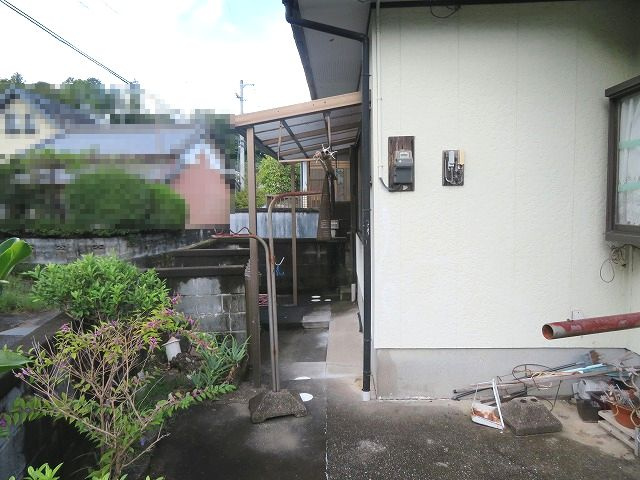 高知市南河ノ瀬町 中古戸建ての庭
