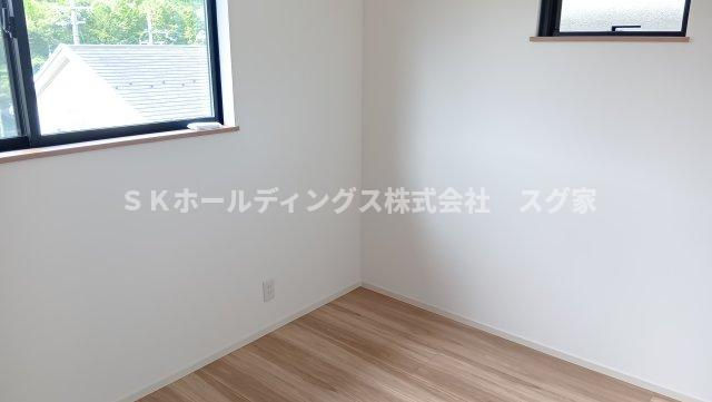 綾部市四季の丘新築戸建て住宅の洋室