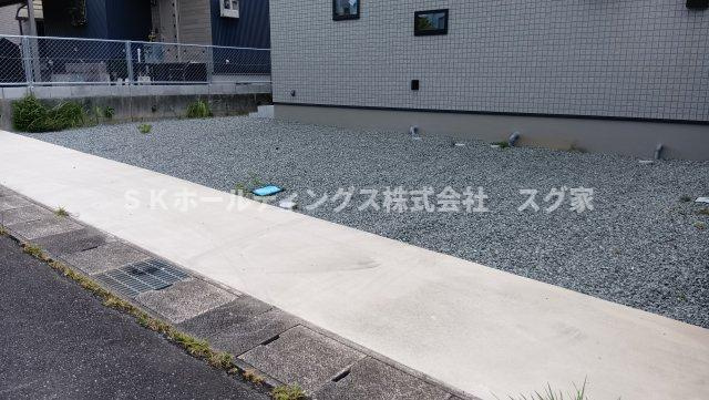 綾部市四季の丘新築戸建て住宅の駐車場