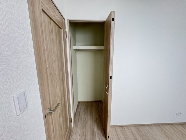 宜野湾市伊佐3丁目（全2棟）の収納|※同仕様写真です