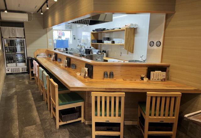 箱崎店舗の内装|居抜き物件ですので低投資で開業出来ます。