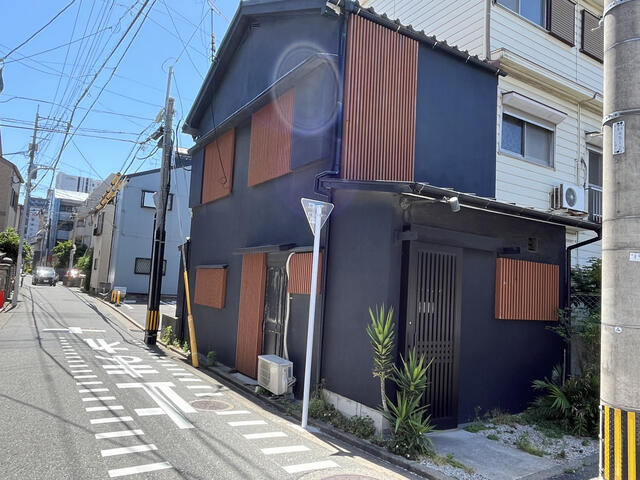 箱崎店舗の外観|綺麗な外観です。