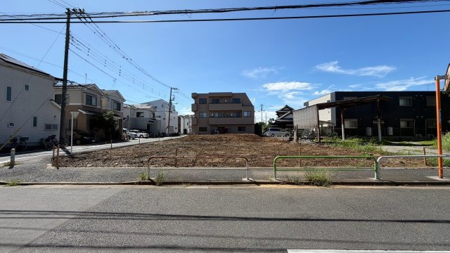 葛飾区東水元５丁目条件無し売地【全6区画】の外観|すっきりと整った全6区画の分譲地。広い道路が生む開放感と、のびやかな住環境が魅力です。