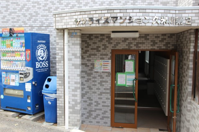 コージー久米川（Cozy　Kumegawa）のエントランス|ゆとりのあるエントランスです