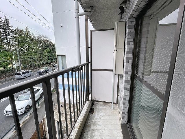 コージー久米川（Cozy　Kumegawa）のバルコニー|お洗濯にも便利なバルコニー付き