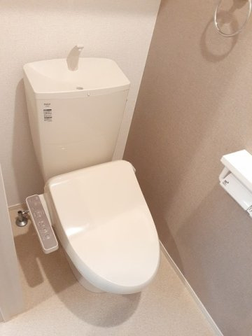 ジュピターのトイレ|ゆったりとした空間のトイレです