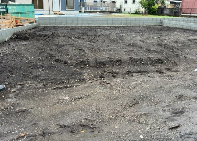 【外観】 | 物件の詳細については、現地を見てわかること以外に、役所や法務局などで調べないとわからないことがあります。そのため、現地に行く場合は、もしこの物件を買ったらどのような生活ができるかをイメージしましょう。