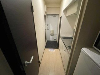 ミランダ野火止Ⅰの玄関|収納もある玄関です