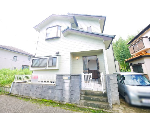 大網白里市清水　中古戸建の外観|リビング約16帖 4LDK  閑静な立地  軽自動車1台可能  