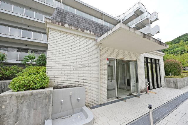 エスリード西宮甲陽園Ⅲ番館ヒルズのその他|大切なペットと暮らせる、ゆとりある広さが魅力のリフォーム済みマンションです。