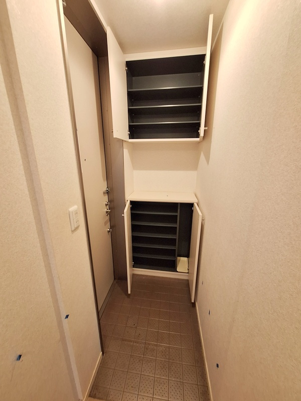 アークボヌールの玄関