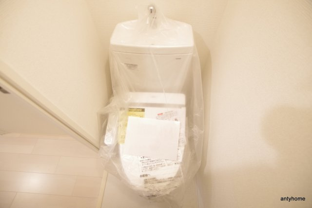 セレニテ梅田エスト　仲介手数料無料のトイレ