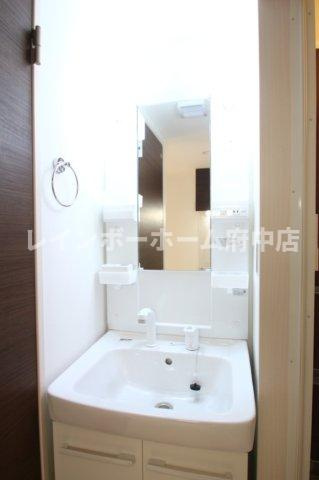 レスポワール東府中の独立洗面台