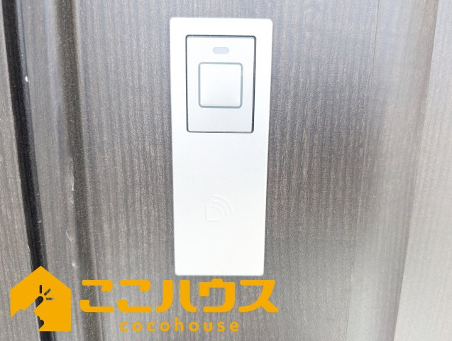 豊見城市我那覇232番　ハートフルタウン　新築戸建て　全2棟　B号棟の防犯設備|タッチキー
