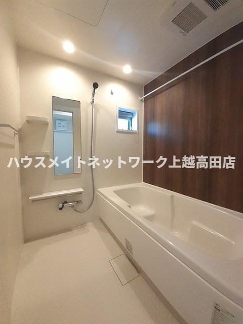 リ・フィラーレ　Ⅱの浴室|浴室１坪（追焚機能付）