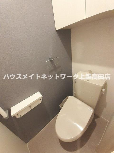 リ・フィラーレ　Ⅱのトイレ|温水洗浄暖房便座