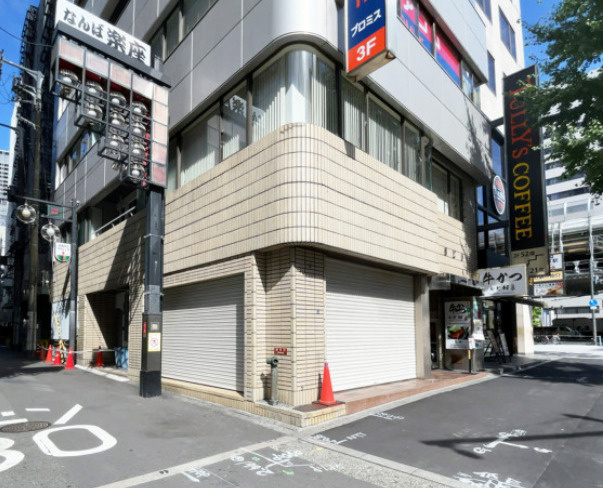 大阪市中央区難波４丁目の店舗事務所の外観