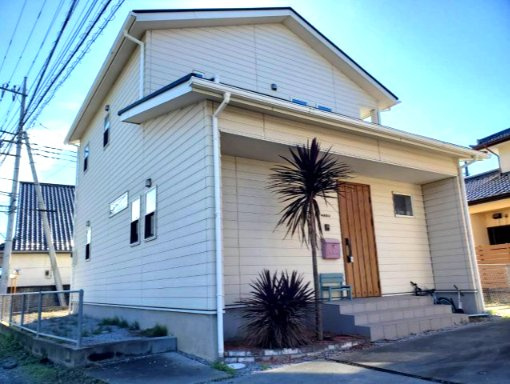 深谷市原郷　土地広々66坪超！　築8年のキッチン