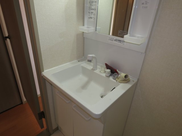 ツインパティオＡの独立洗面台