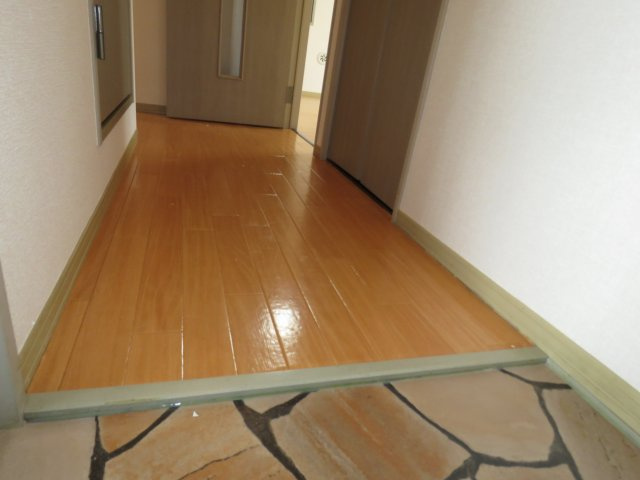 ツインパティオＡの玄関