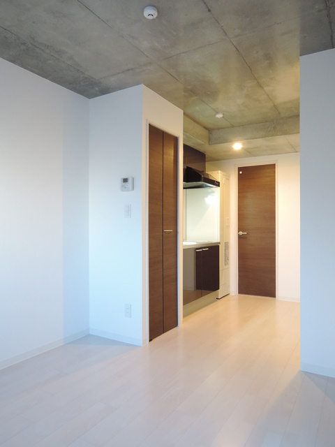 北区赤羽２丁目の賃貸マンションの居間・リビング