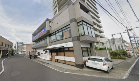 高須駅前ビルの外観