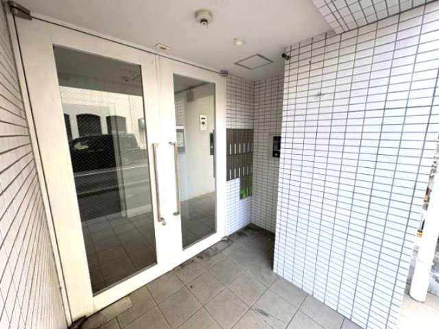 レシア六甲のエントランス
