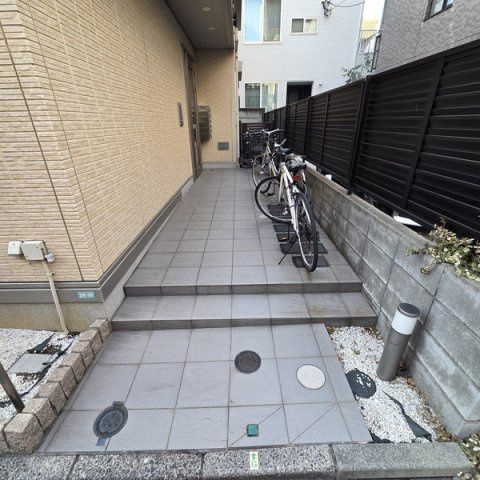 Cantabile中野のエントランス