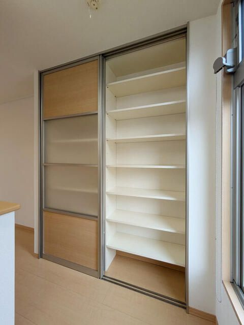 サンスクエア等々力の収納|こまごまとしたものを収納できそうですね