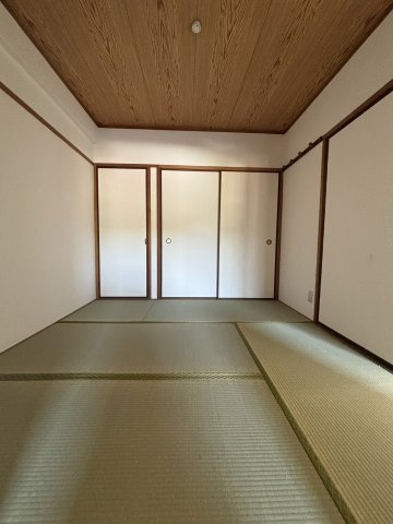 ファミール21|4.5帖南面和室　1.5帖の押入付き