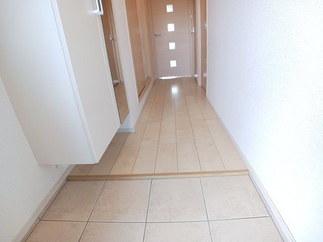 エムグレイスの玄関