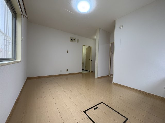 レジデンス桑原Ａのキッチン|DK7.5帖