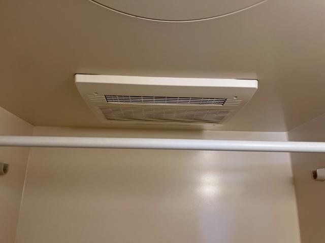 サンパレスのその他|浴室乾燥機