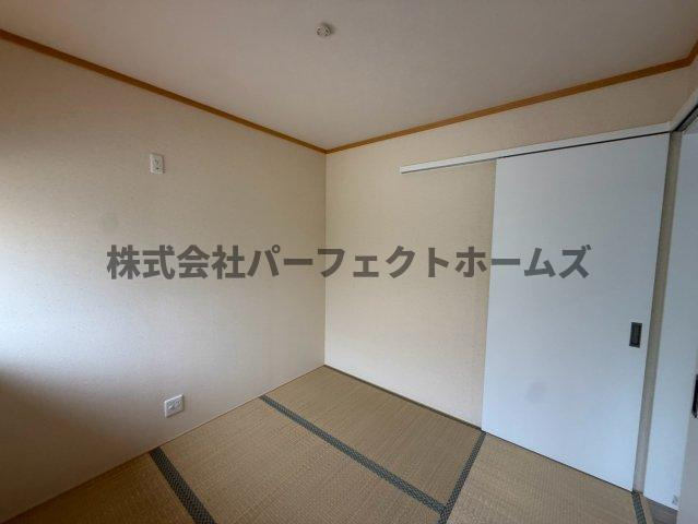 茄子作1丁目戸建　賃貸の和室|い草の香りが落ち着く素敵な和室です
