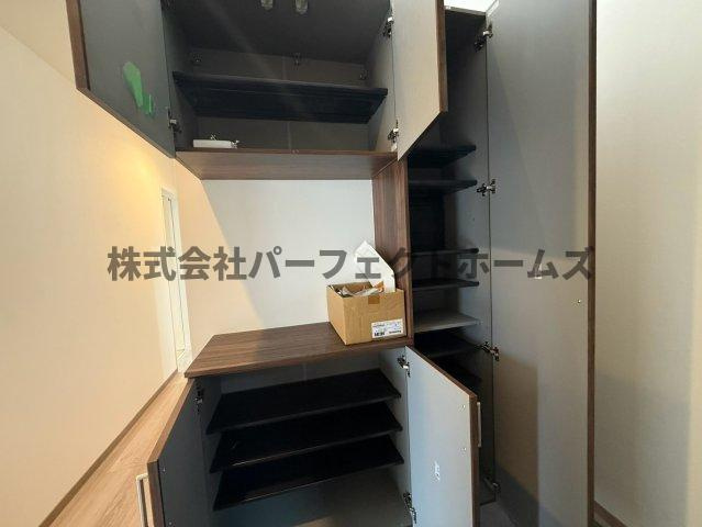 茄子作1丁目戸建　賃貸の収納|便利な収納スペースです