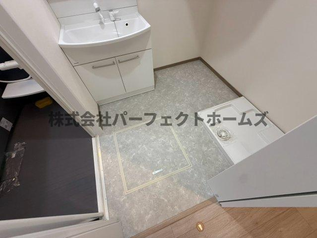 茄子作1丁目戸建　賃貸の洗面所|広い洗面スペース