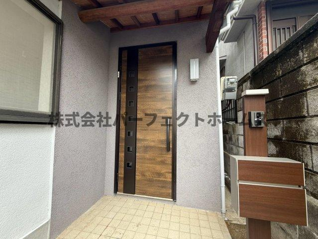 茄子作1丁目戸建　賃貸の玄関|ゆったりとした玄関です