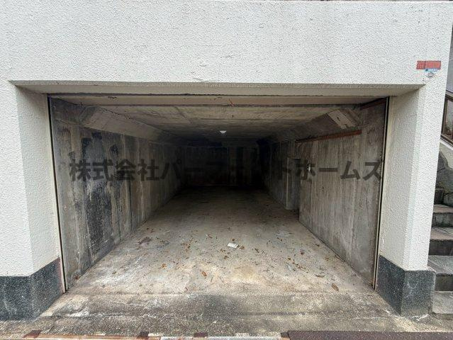 茄子作1丁目戸建　賃貸の駐車場|駐車スペースもあります