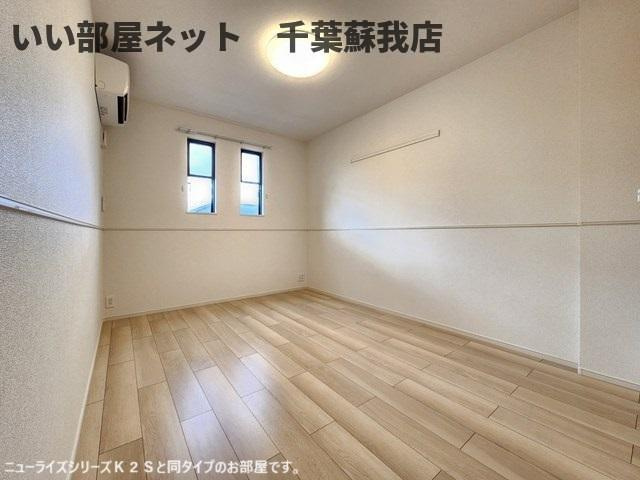 ペスカフォリアの寝室|開放的な寝室です