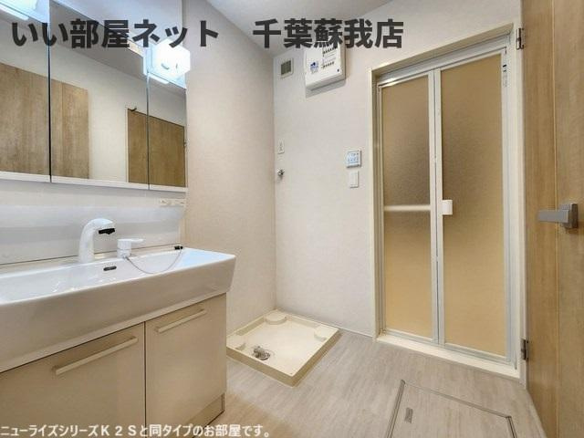 ペスカフォリアの洗面所|広い洗面スペース