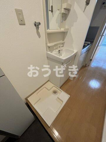 リーヴェルステージ横浜岸根公園の洗面所|※別部屋参考画像です。