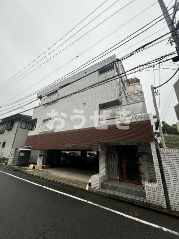 リーヴェルステージ横浜岸根公園の外観