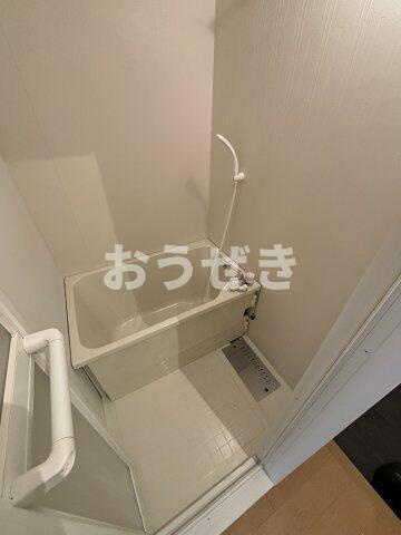 リーヴェルステージ横浜岸根公園の浴室|※別部屋参考画像です。