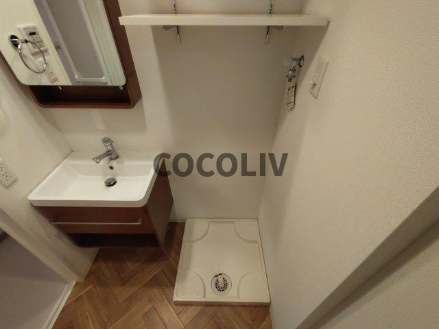 セレニテ神戸元町プリエの洗面所
